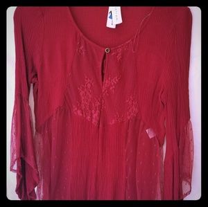 BELL SLEEVE LACE BLOUSE